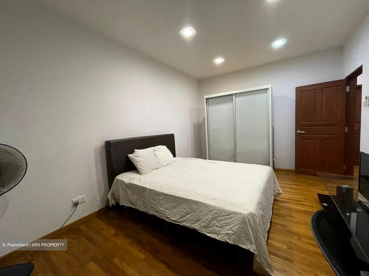 Sennett Estate (D13), Semi-Detached #549800521